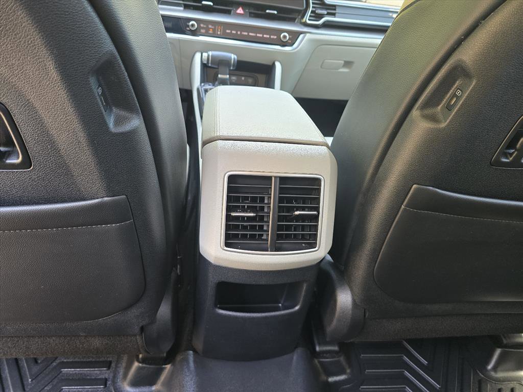 Used 2025 Kia Sportage EX FWD image 24