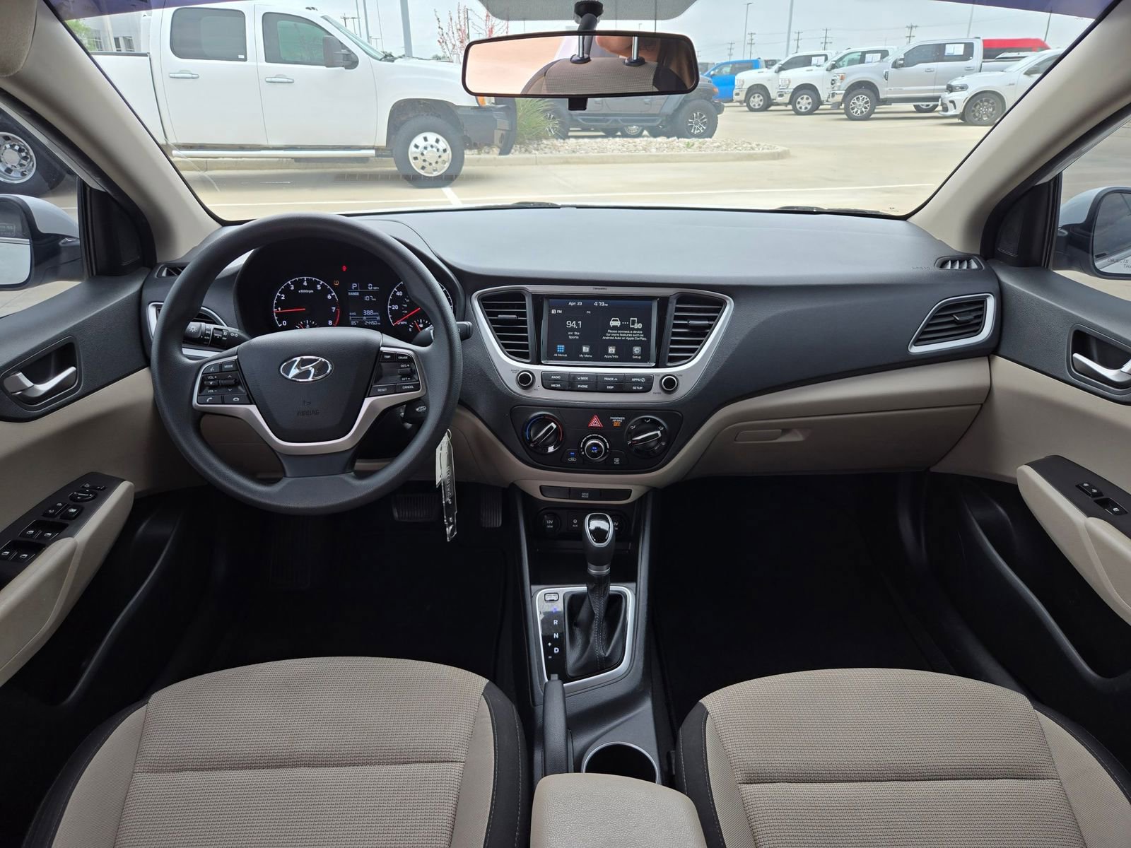 Used 2022 Hyundai Accent SEL FWD image 16