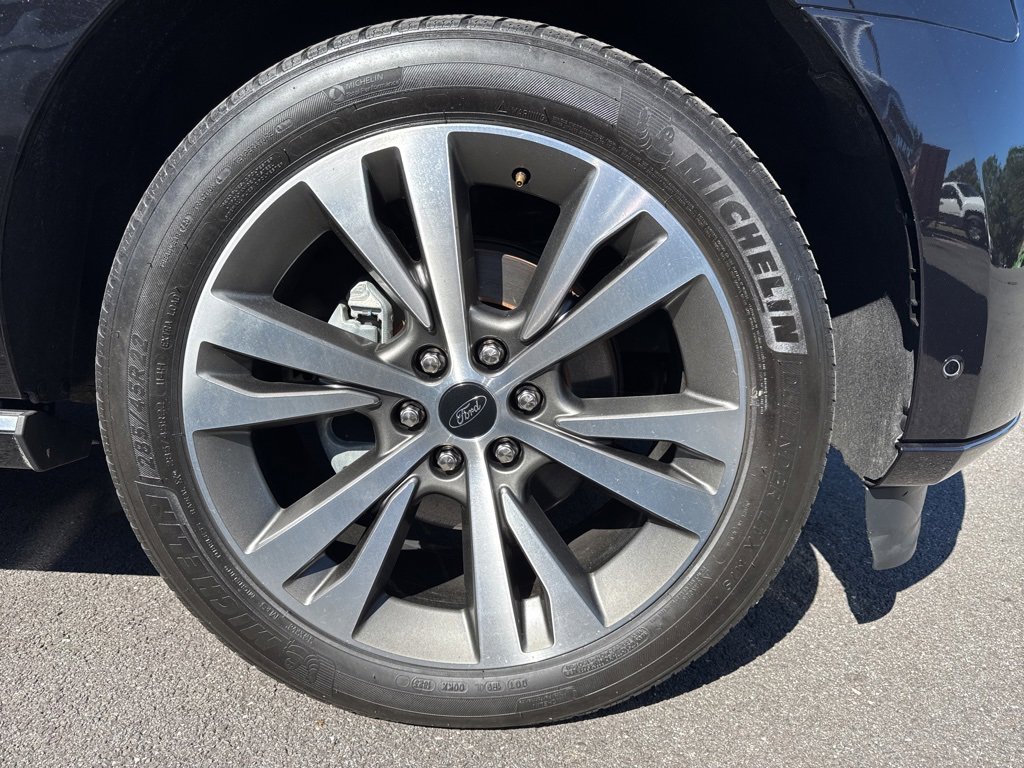 Used 2020 Ford Expedition Platinum image 13