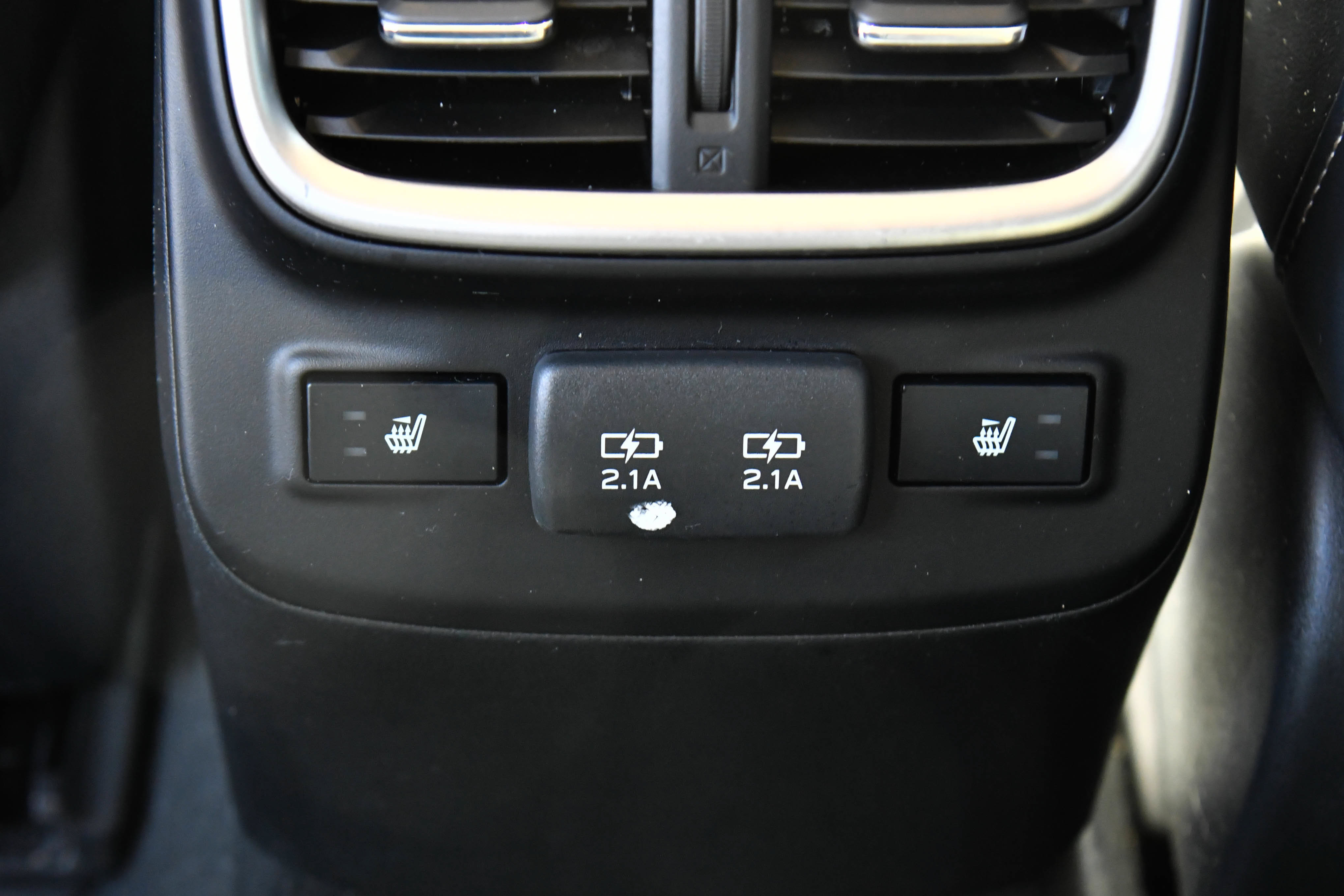 Used 2022 Subaru Outback Limited AWD/4WD image 35