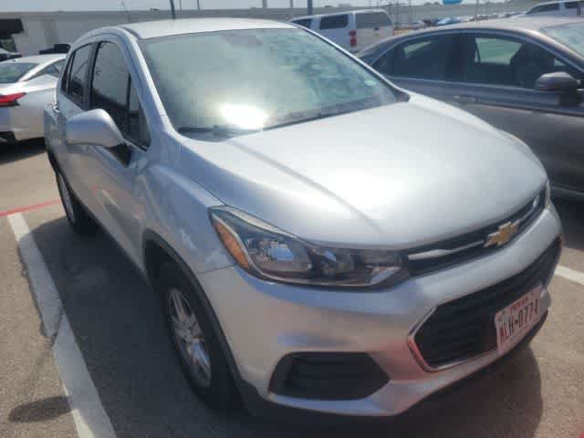 Used 2019 Chevrolet Trax LS w/ Tint and Cruise Package FWD image 1