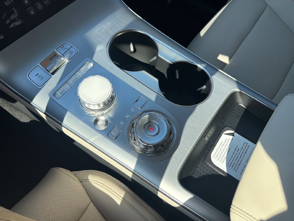New 2027 Genesis GV70 2.5T Select AWD/4WD image 29