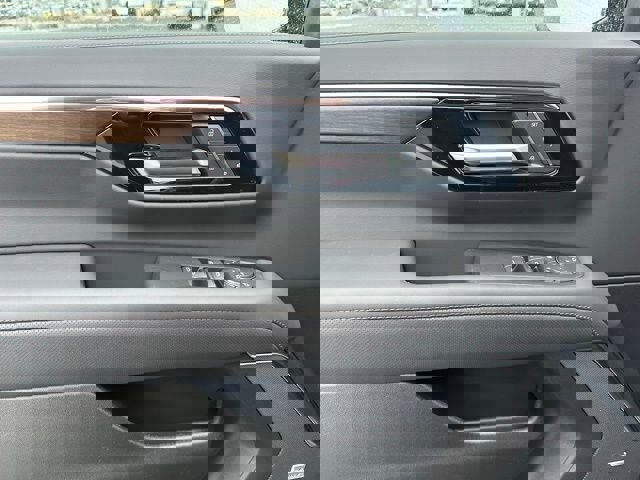 New 2026 Chevrolet Tahoe High Country w/ Sun And Tow Package image 3