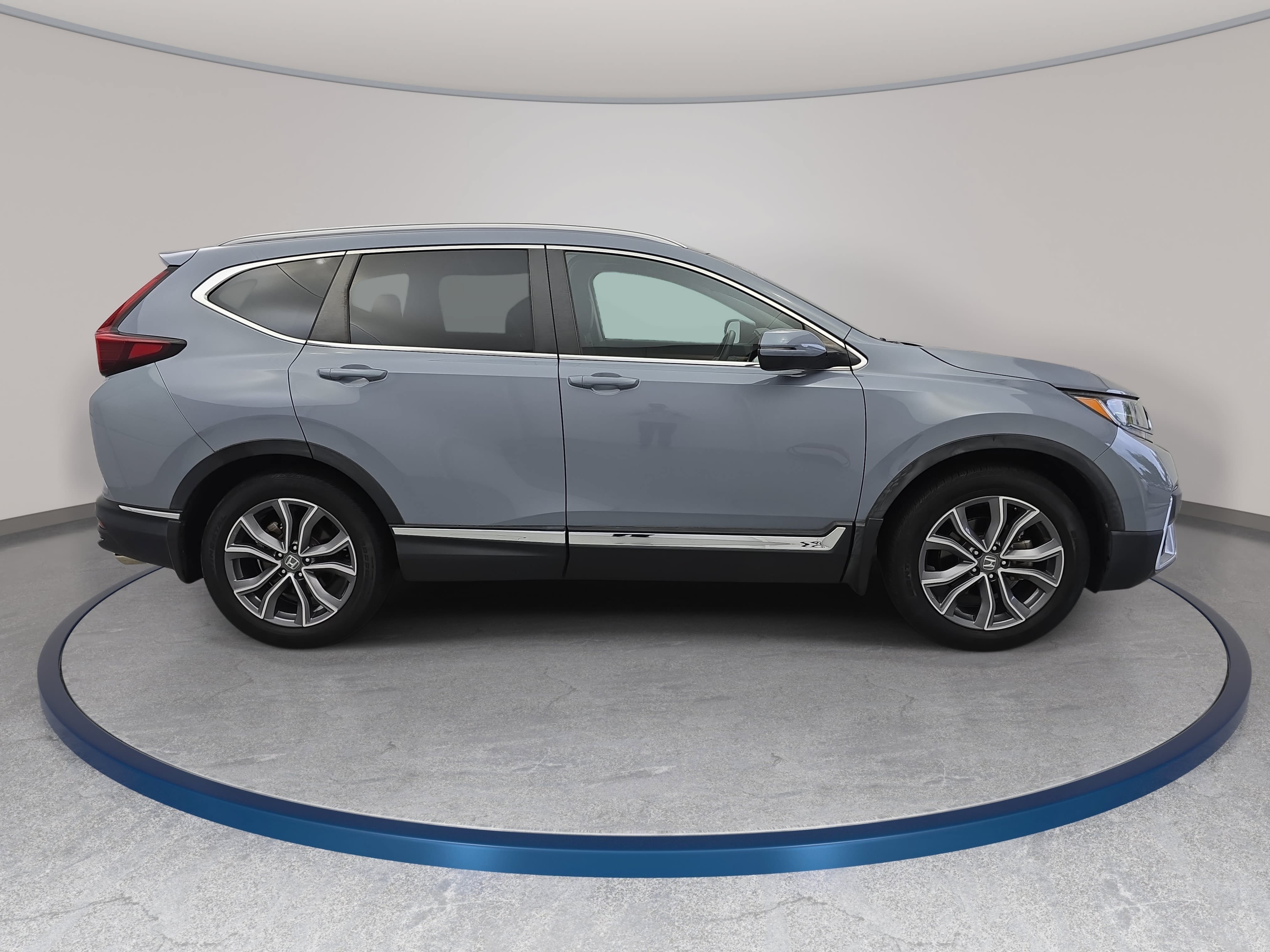 Used 2021 Honda CR-V Touring image 4