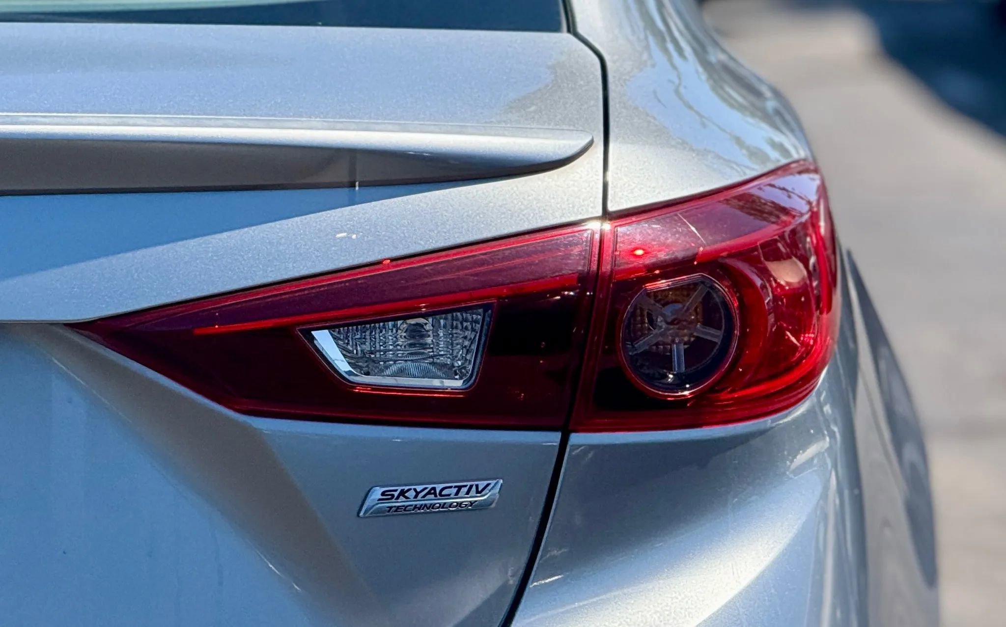 Used 2015 MAZDA MAZDA3 i Touring image 5