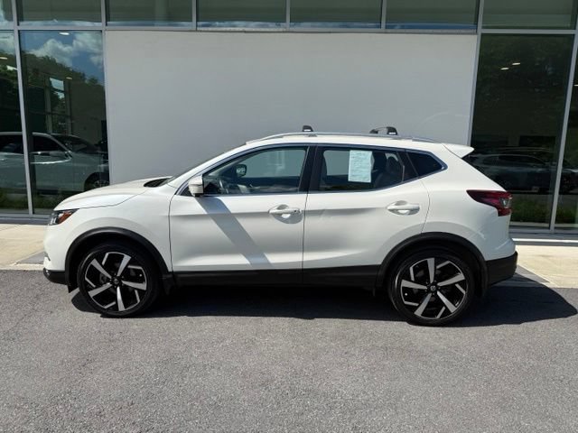 Used 2022 Nissan Rogue Sport SL AWD/4WD image 2