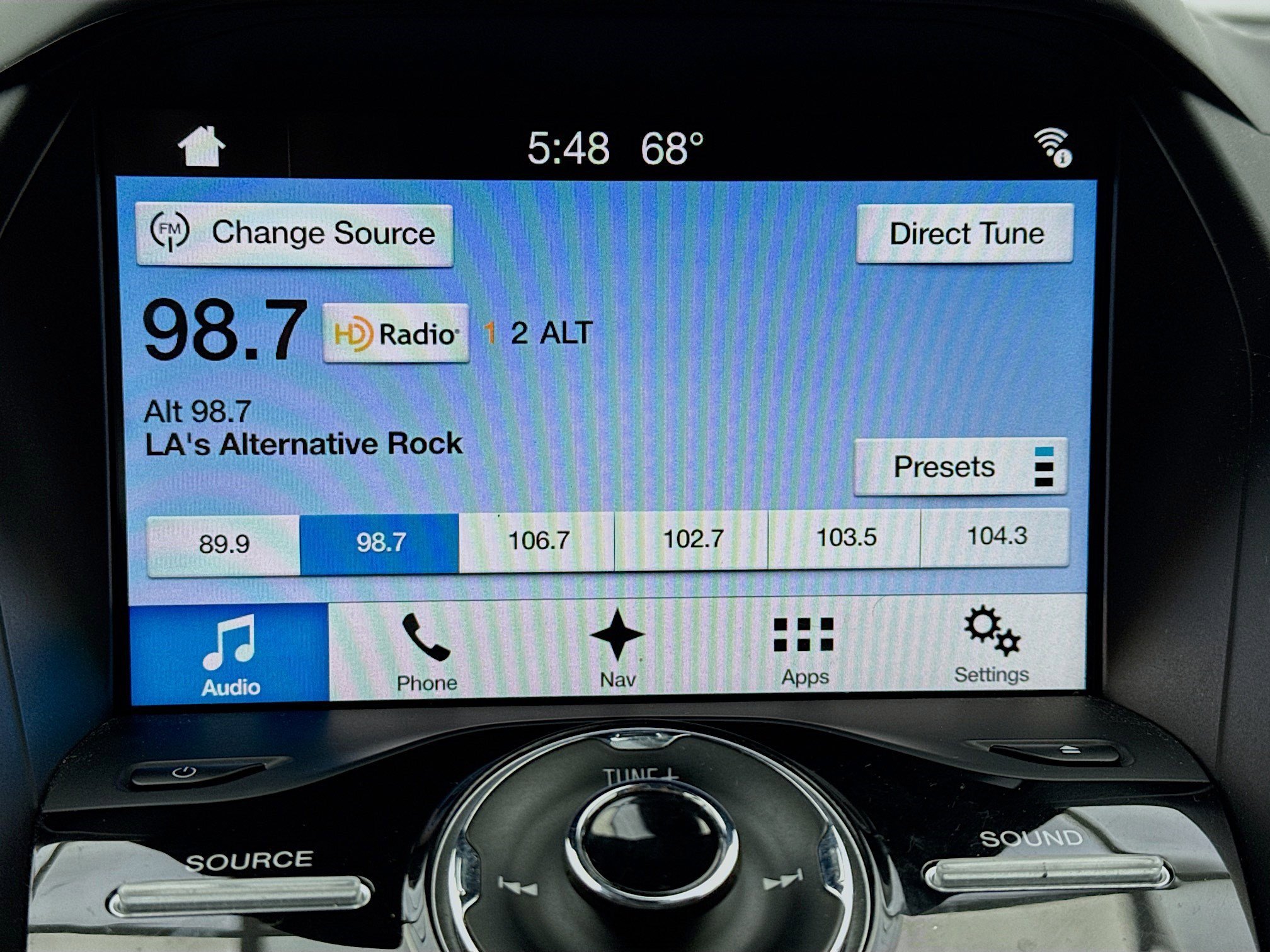 Used 2017 Ford Escape Titanium image 11