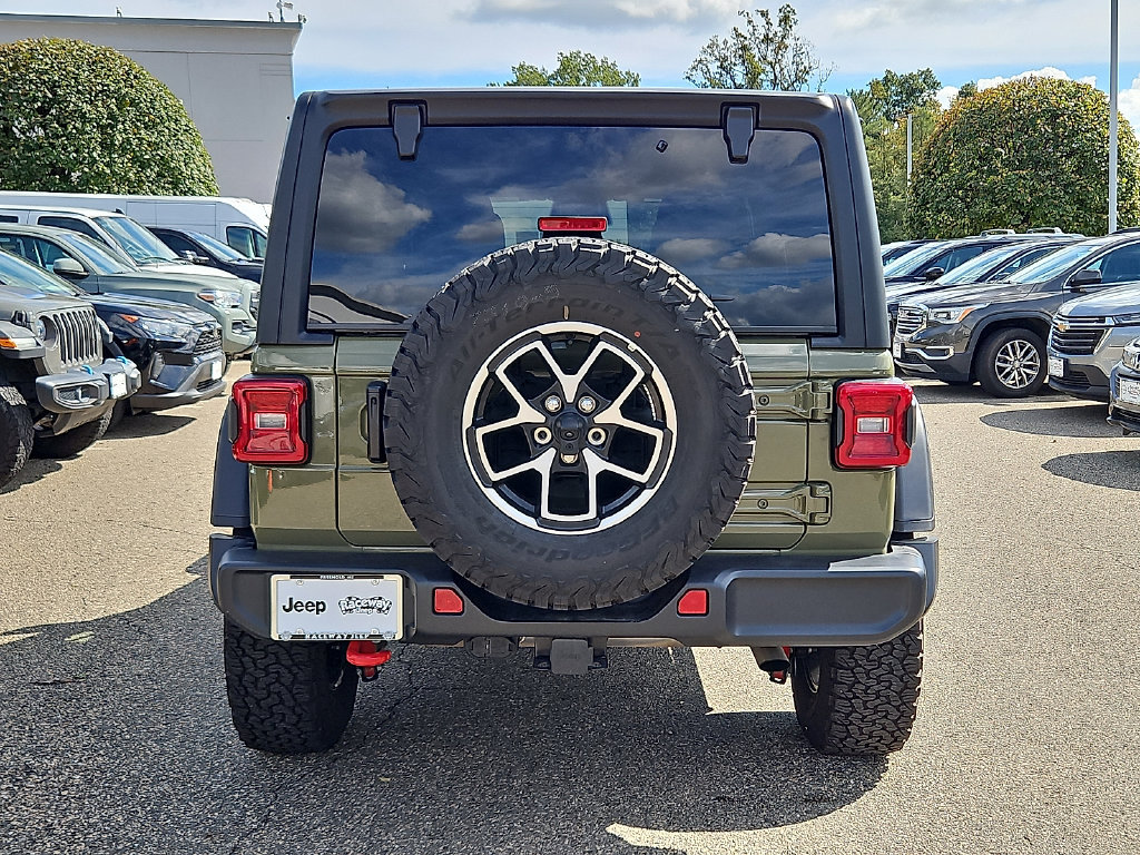 Used 2026 Jeep Wrangler Unlimited Rubicon AWD/4WD image 6