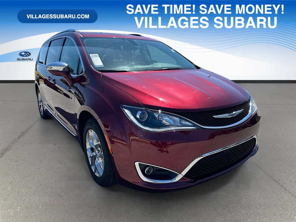 Used 2017 Chrysler Pacifica Limited w/ UConnect Theater Package