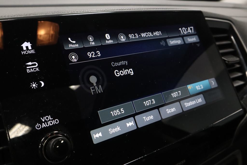 Used 2021 Honda Pilot Special Edition image 2