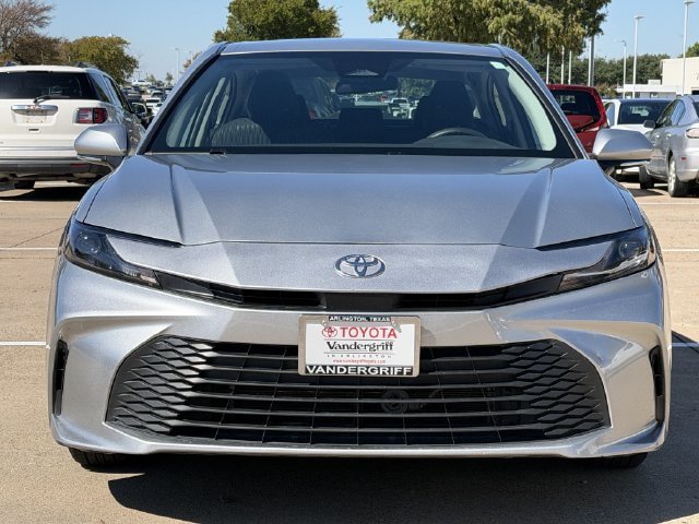Certified 2025 Toyota Camry LE FWD image 8