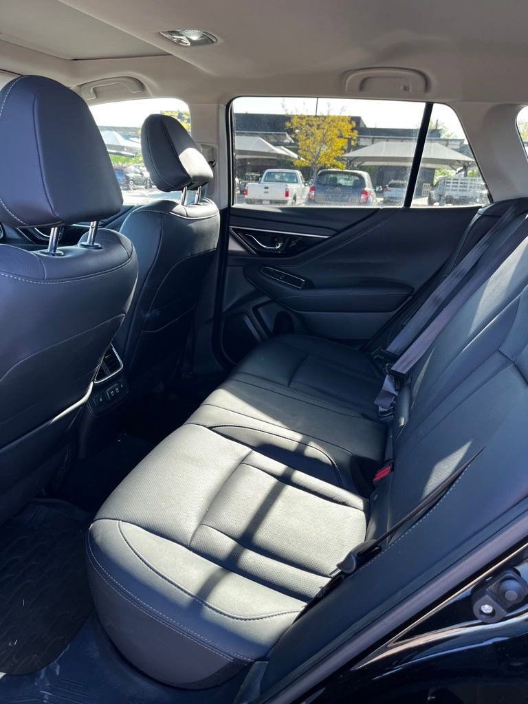 Used 2022 Subaru Outback Limited image 13