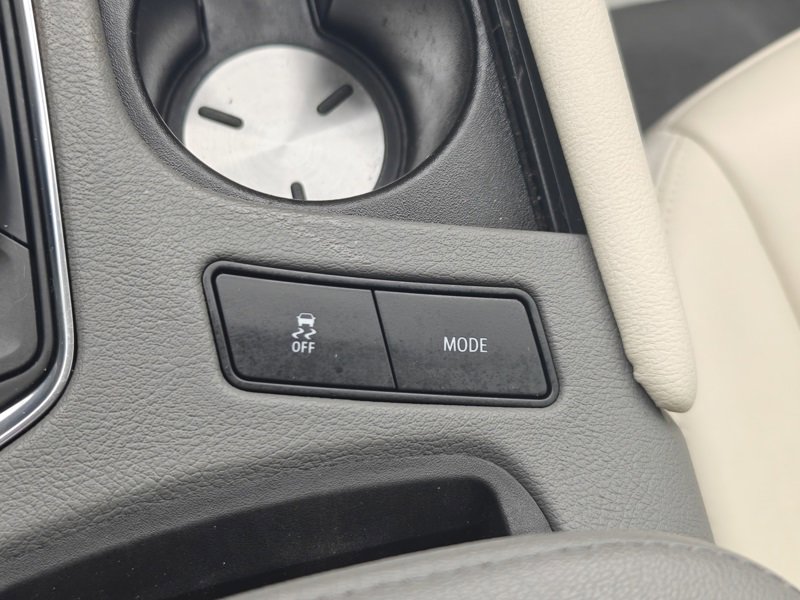 Used 2022 Cadillac XT5 Premium Luxury w/ Technology Package image 43