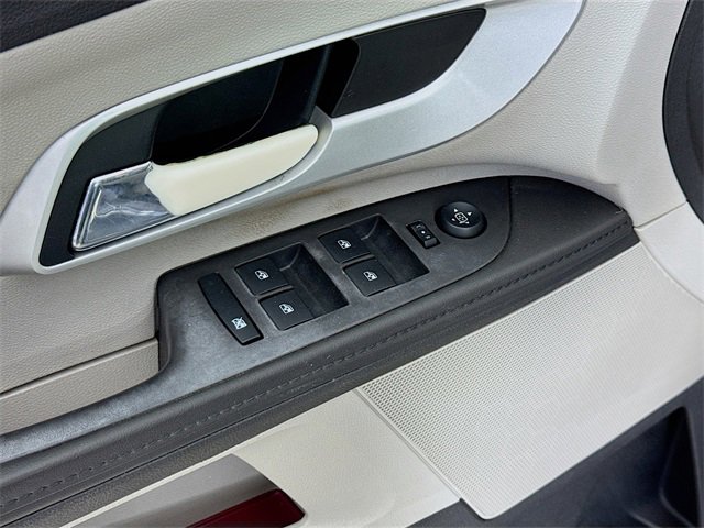 Used 2011 Chevrolet Equinox LS image 17