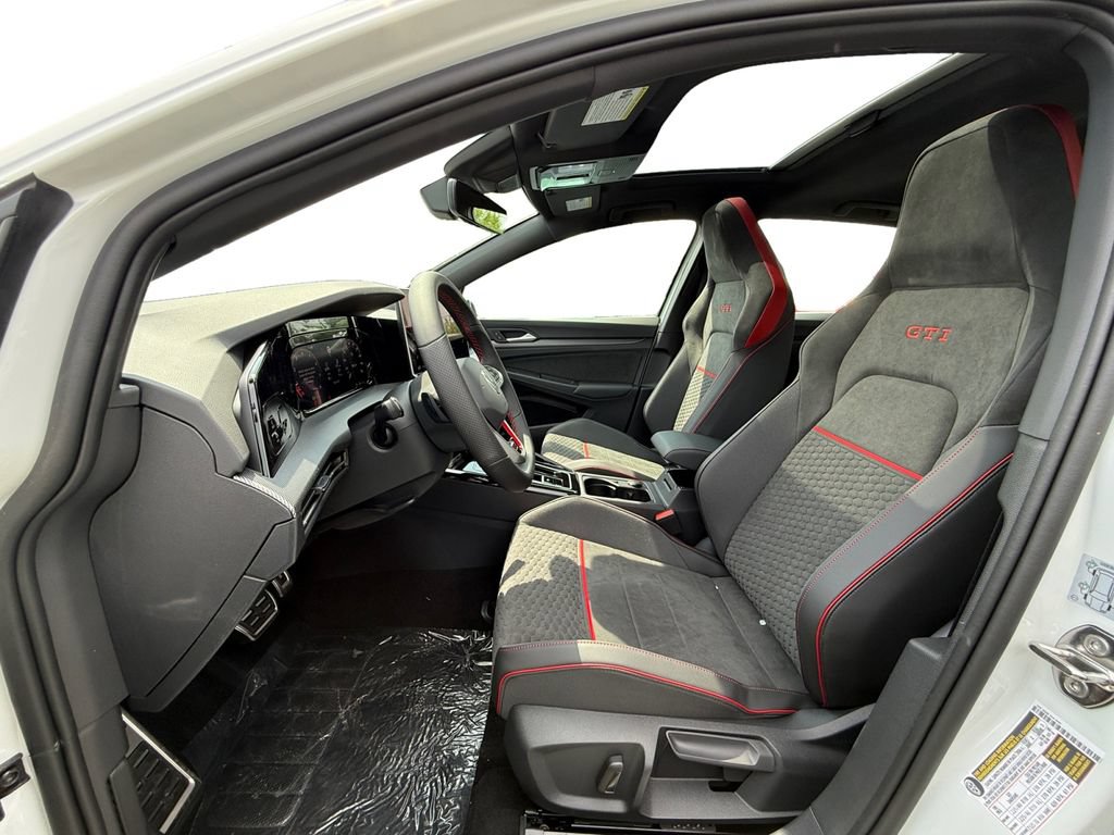 New 2026 Volkswagen GTI SE FWD image 9