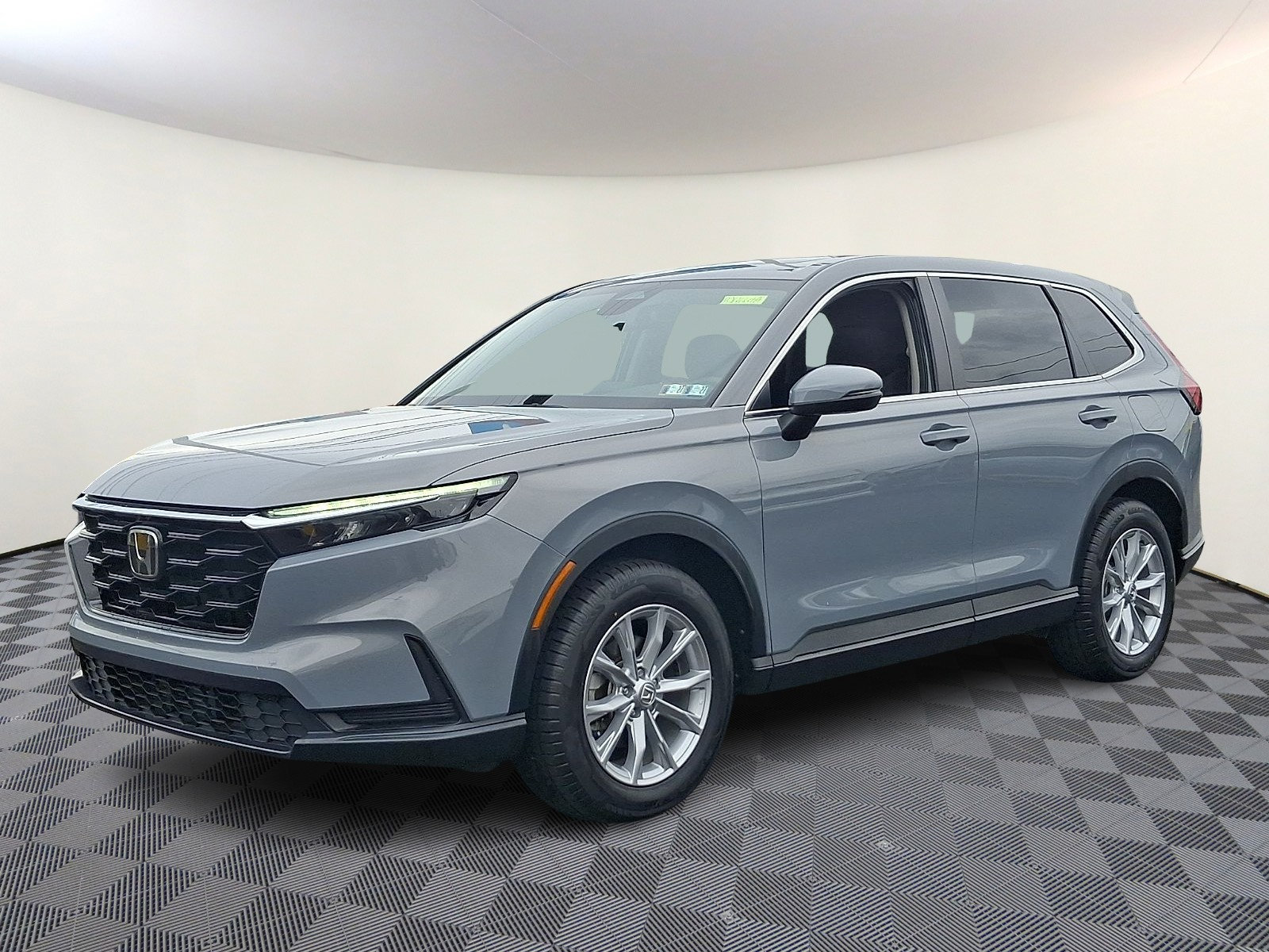Used 2024 Honda CR-V EX image 3