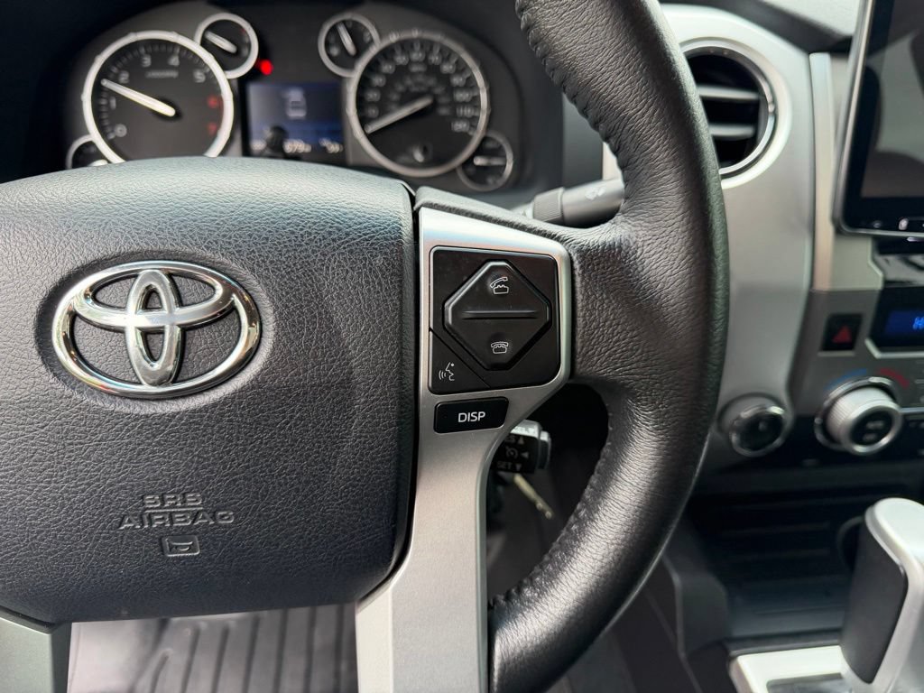 Used 2015 Toyota Tundra Limited w/ Limited Premium Package AWD/4WD image 18