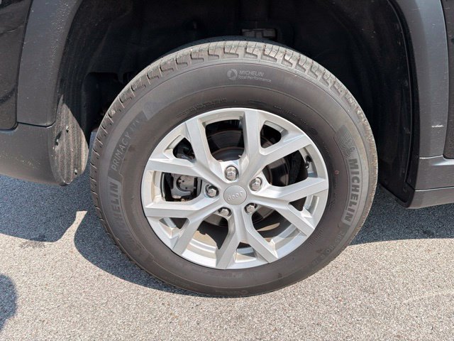 Used 2023 Jeep Grand Cherokee Limited AWD/4WD image 12