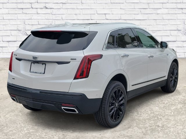 New 2026 Cadillac XT5 Premium Luxury w/ LPO, ONYX Package AWD/4WD image 3