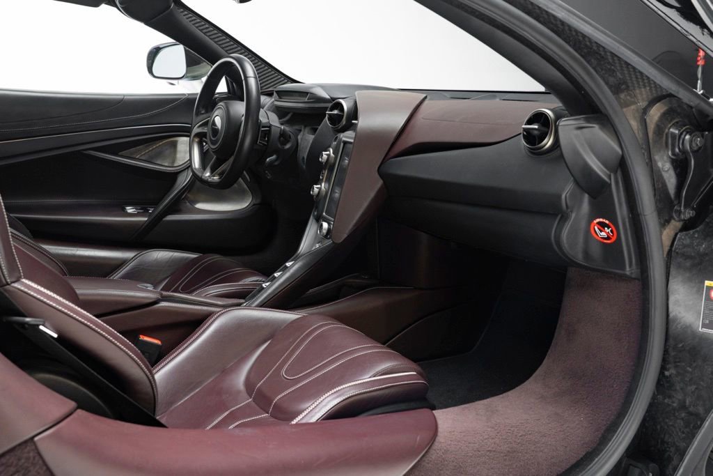 Used 2018 McLaren 720S Performance image 38