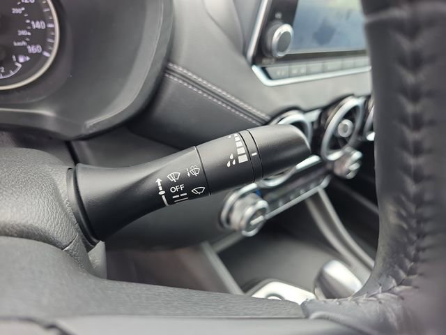 Used 2020 Nissan Sentra SV FWD image 22