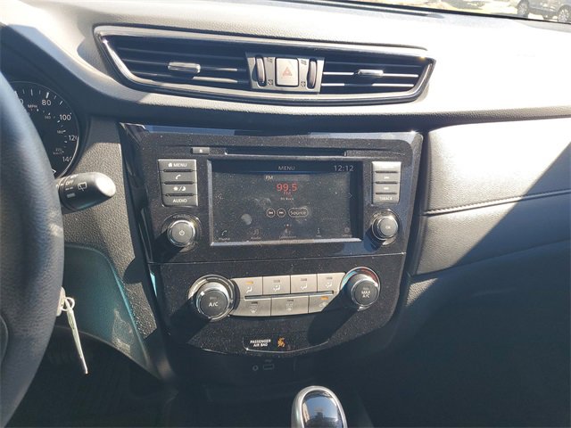 Certified 2019 Nissan Rogue S image 13