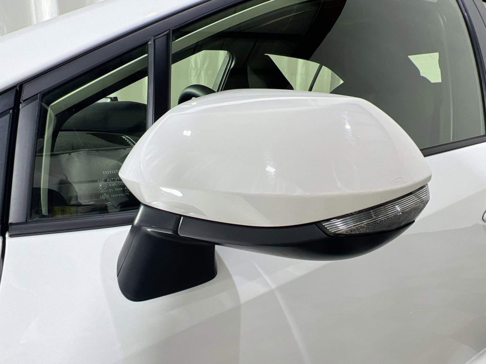 Used 2025 Toyota Corolla SE image 13