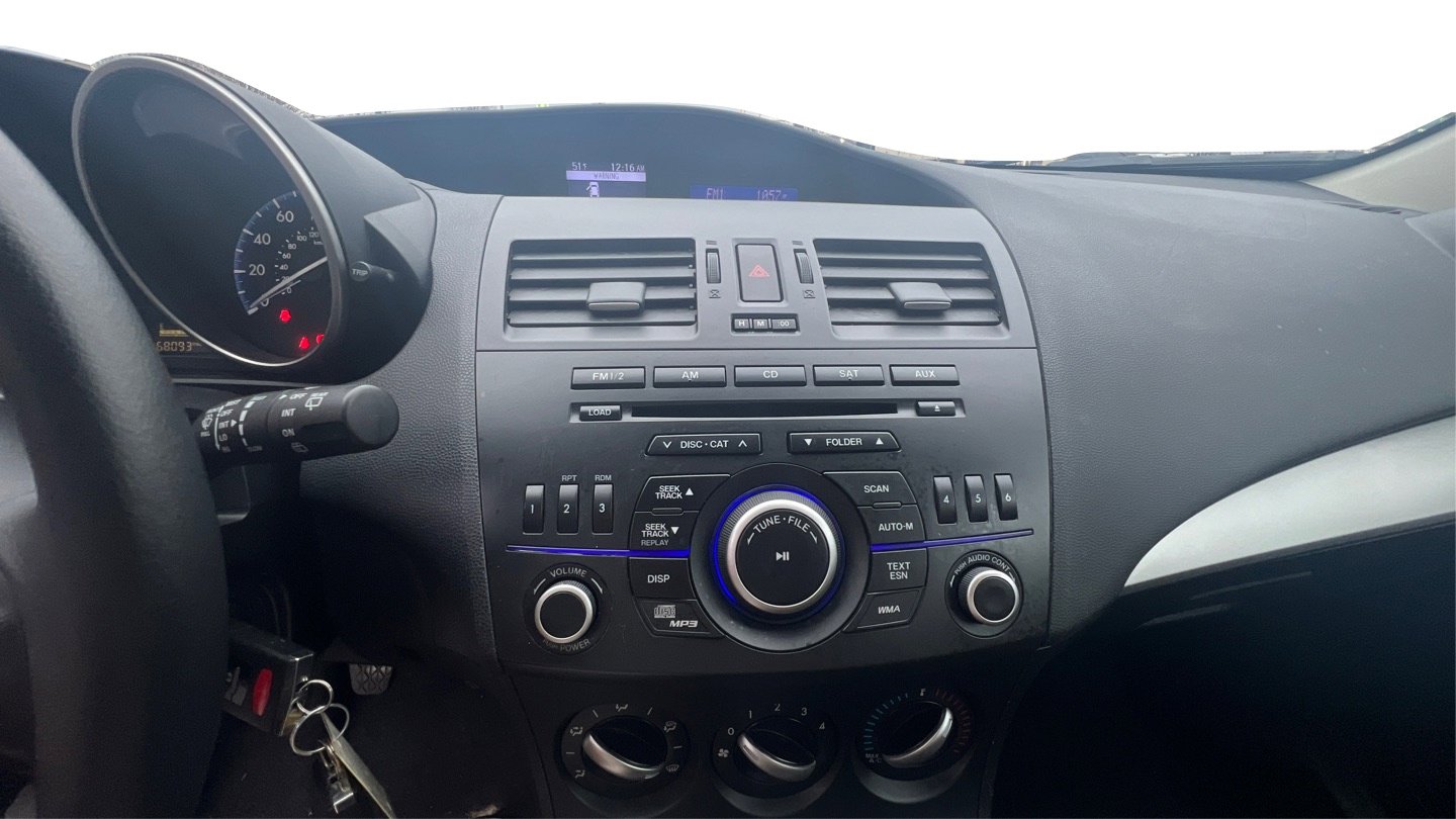 Used 2012 MAZDA MAZDA3 i Touring image 19