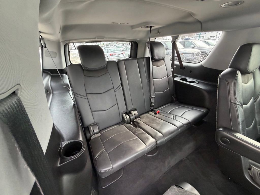 Used 2018 Cadillac Escalade ESV Premium Luxury image 25