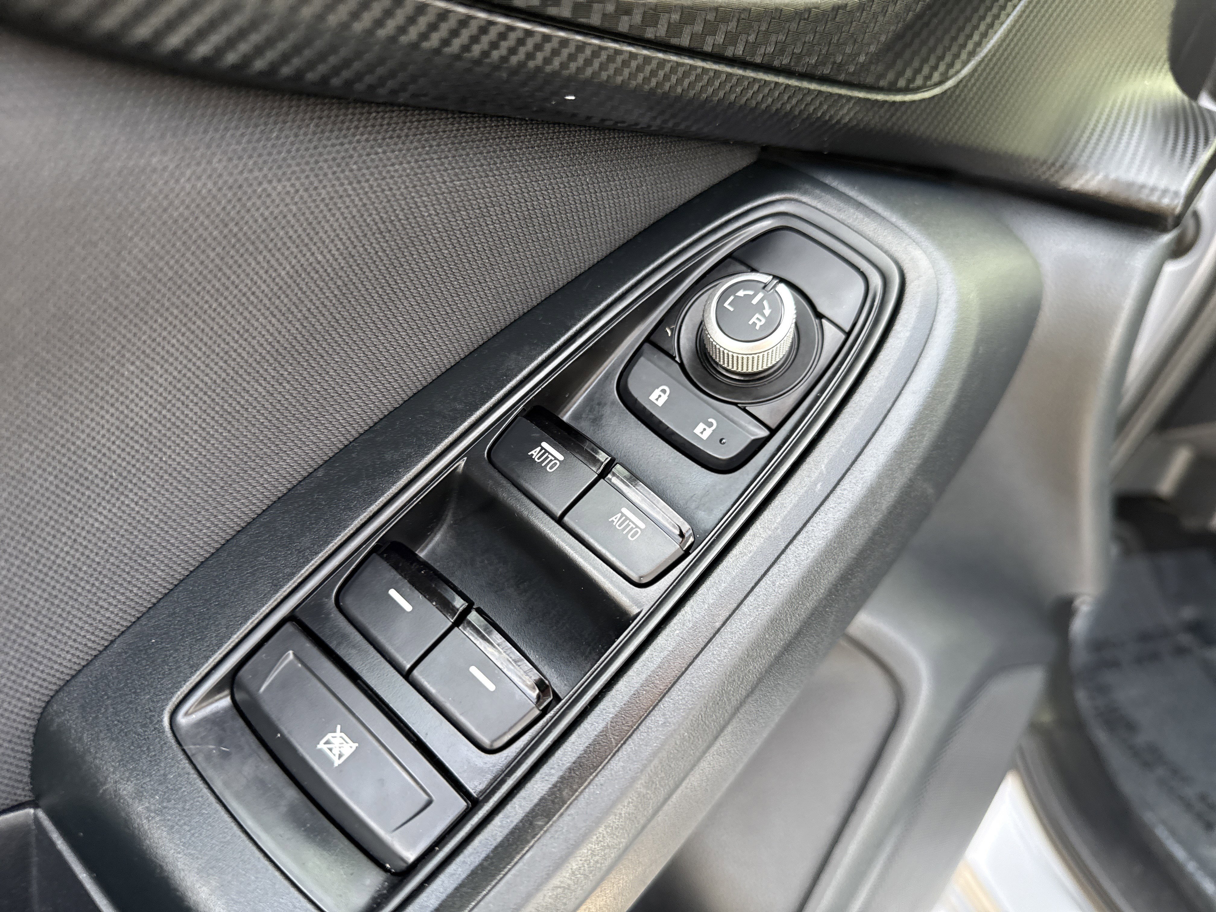 Used 2021 Subaru Crosstrek 2.0i Premium image 8