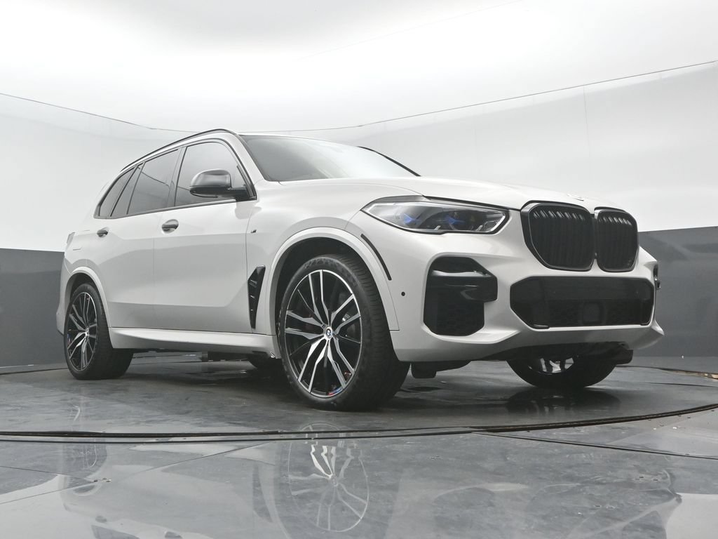 Used 2022 BMW X5 M50i w/ Executive Package AWD/4WD image 30