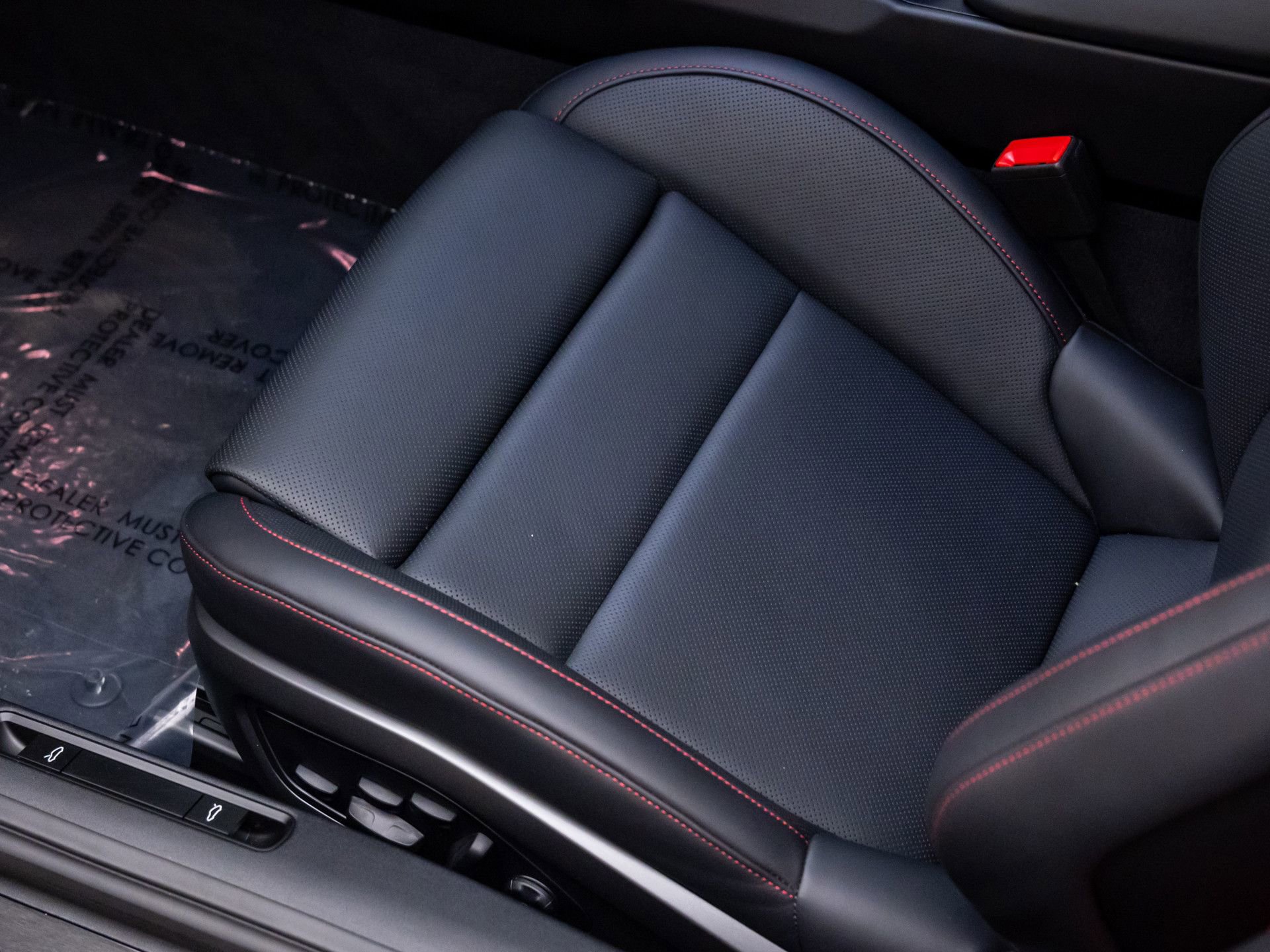 Certified 2025 Porsche 911 Carrera GTS image 16