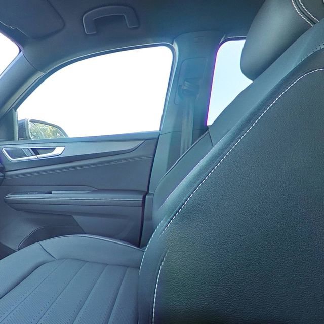 New 2026 Volkswagen Atlas Cross Sport SEL R-Line image 27