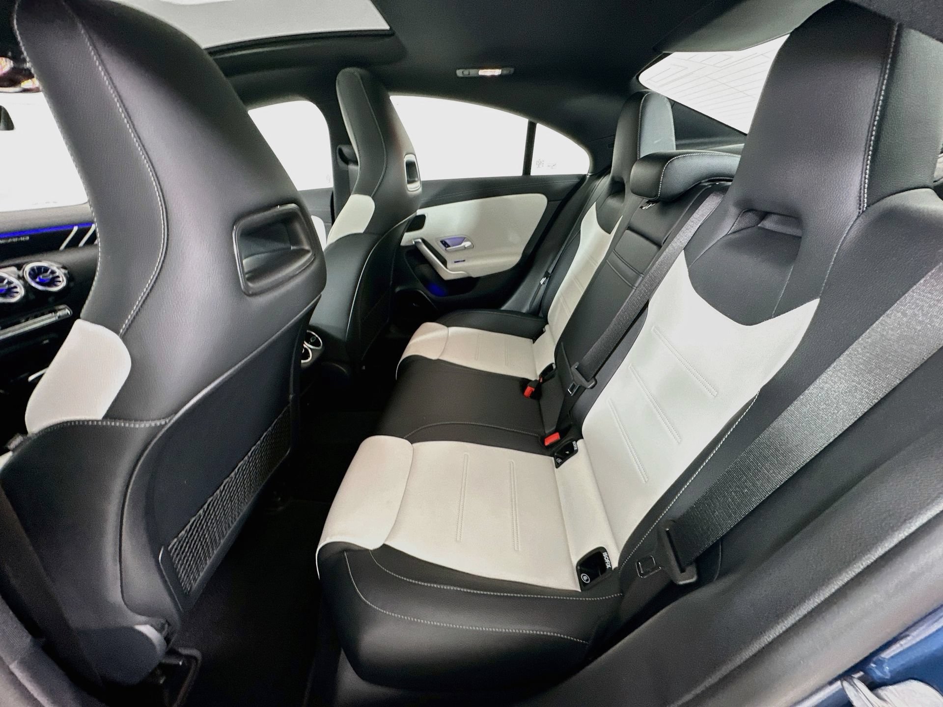 Certified 2023 Mercedes-Benz CLA 35 AMG 4MATIC image 25