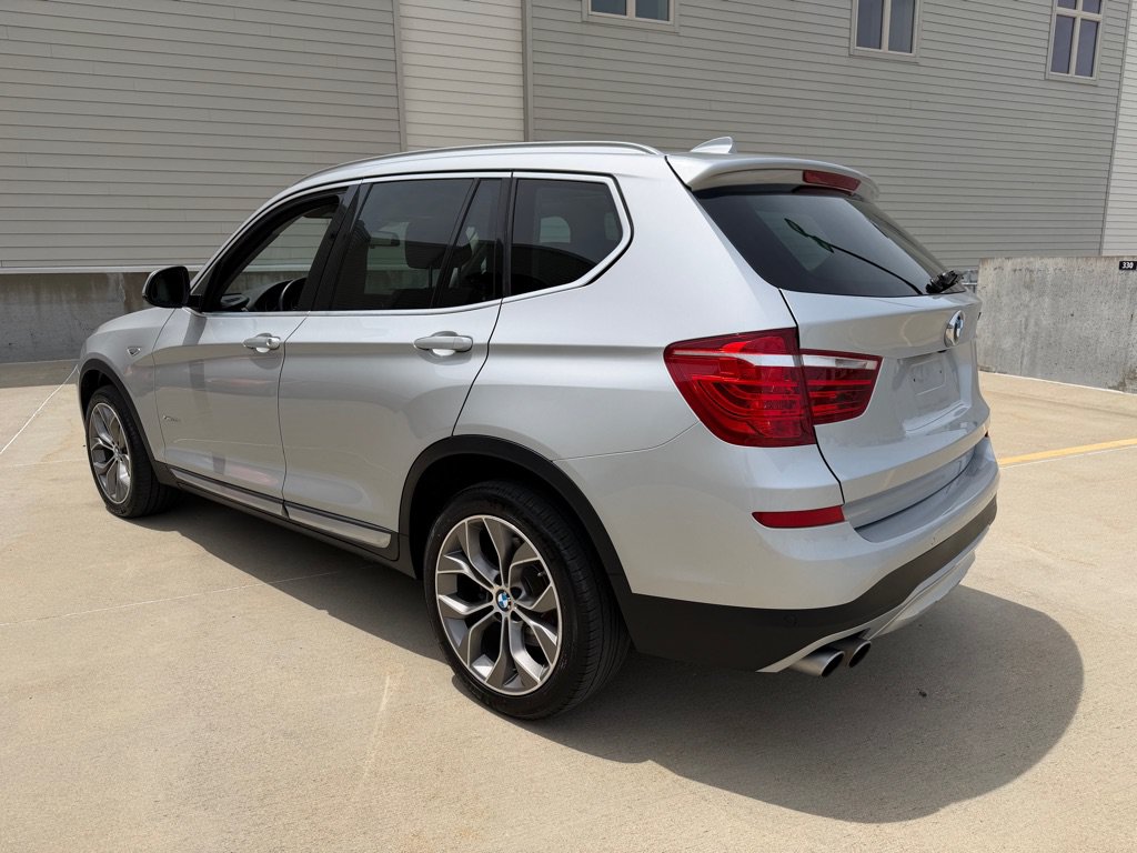 Used 2017 BMW X3 xDrive28i w/ Premium Package AWD/4WD image 5