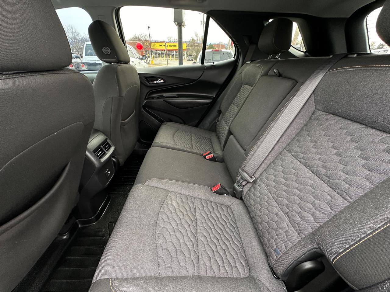 Used 2021 Chevrolet Equinox LT AWD/4WD image 9