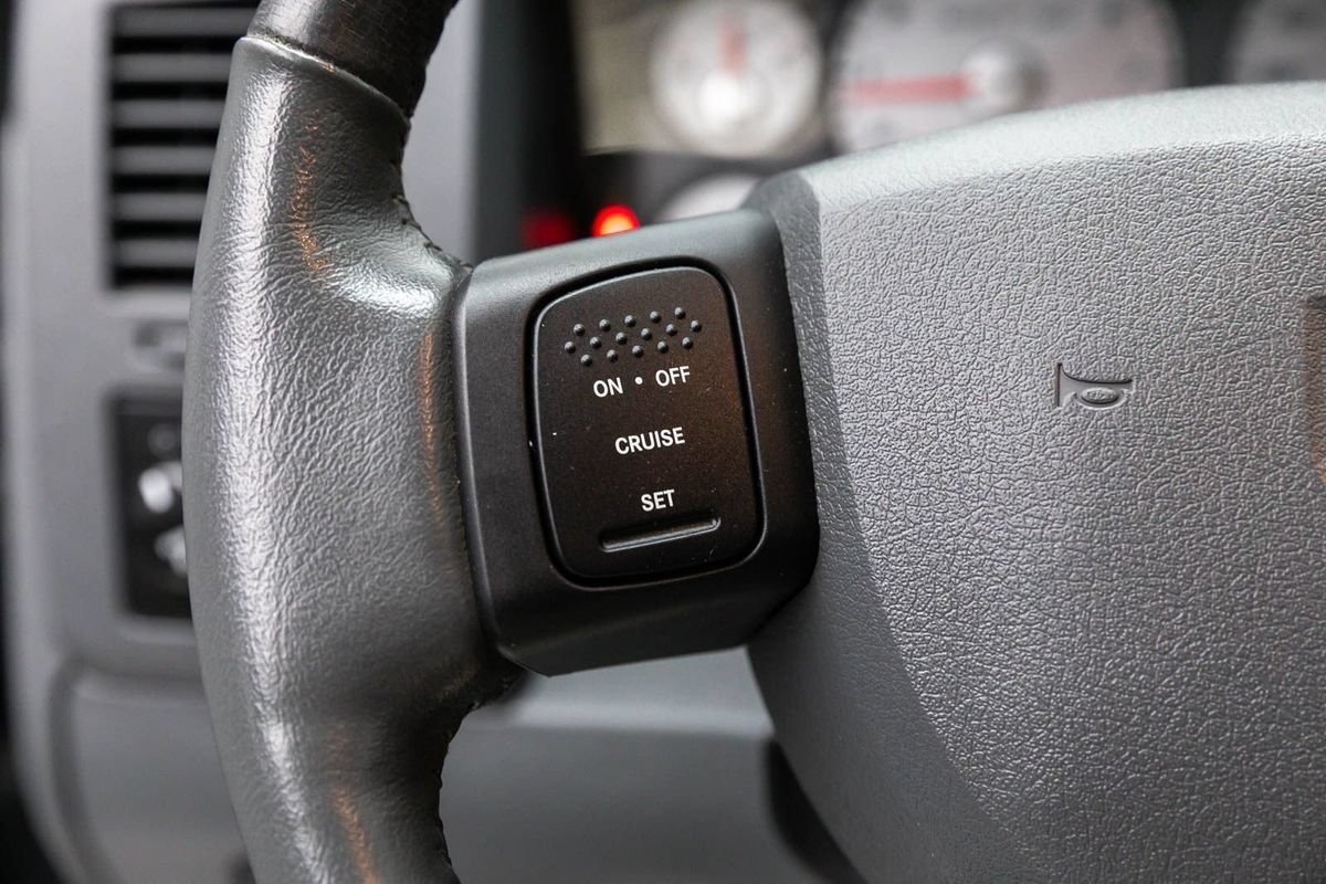 Used 2006 Dodge Ram 1500 Truck 2WD Quad Cab w/ Communication Pkg image 26