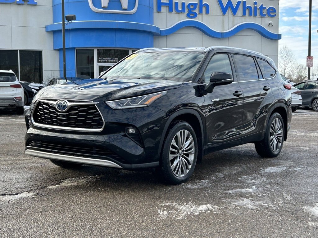 Used 2021 Toyota Highlander Platinum image 1