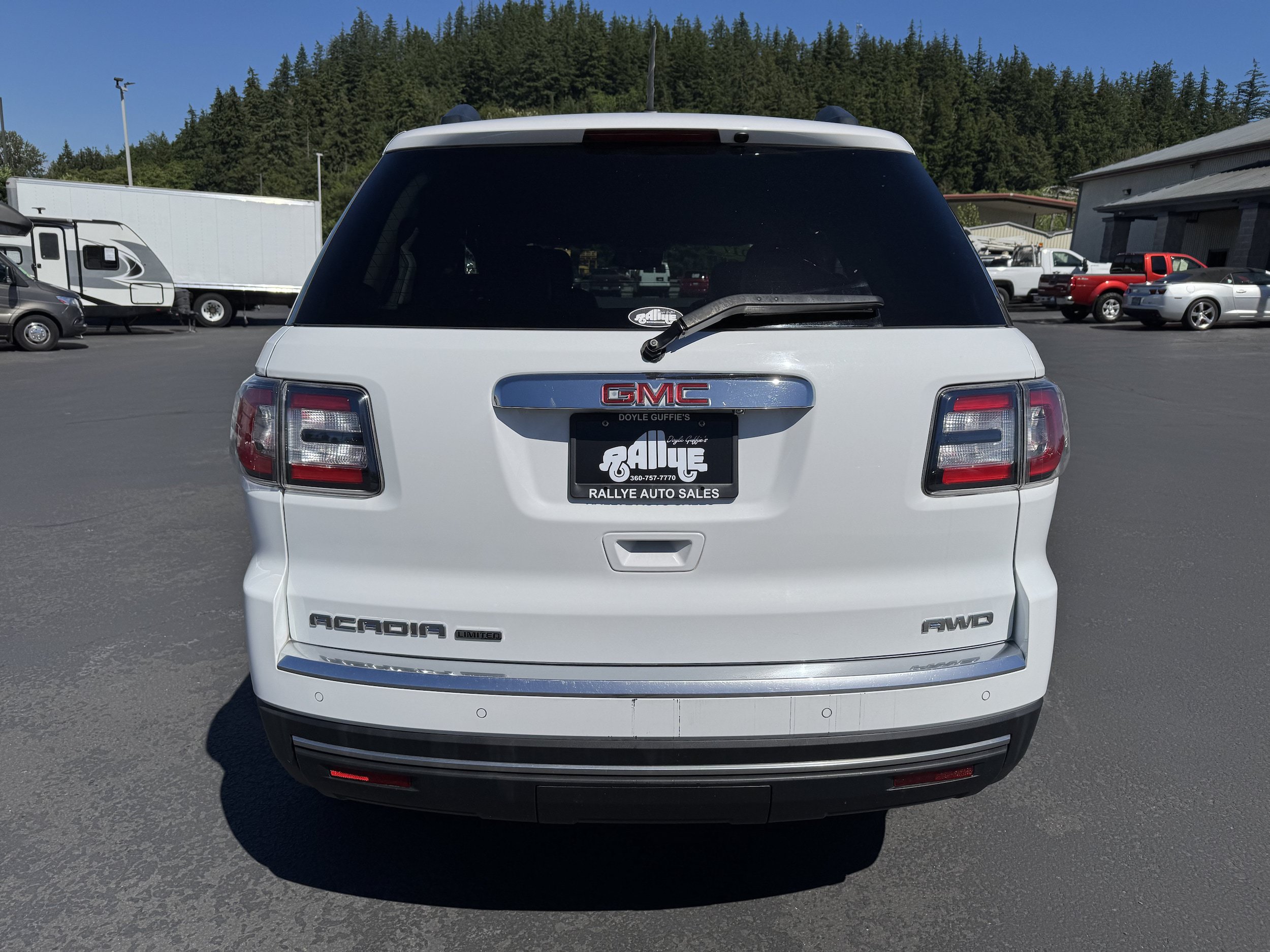 Used 2017 GMC Acadia Limited SLT AWD/4WD image 5