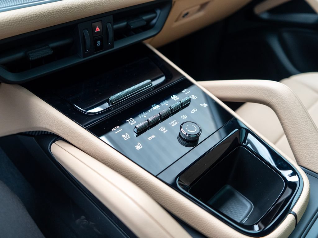 New 2026 Porsche Cayenne AWD/4WD image 28