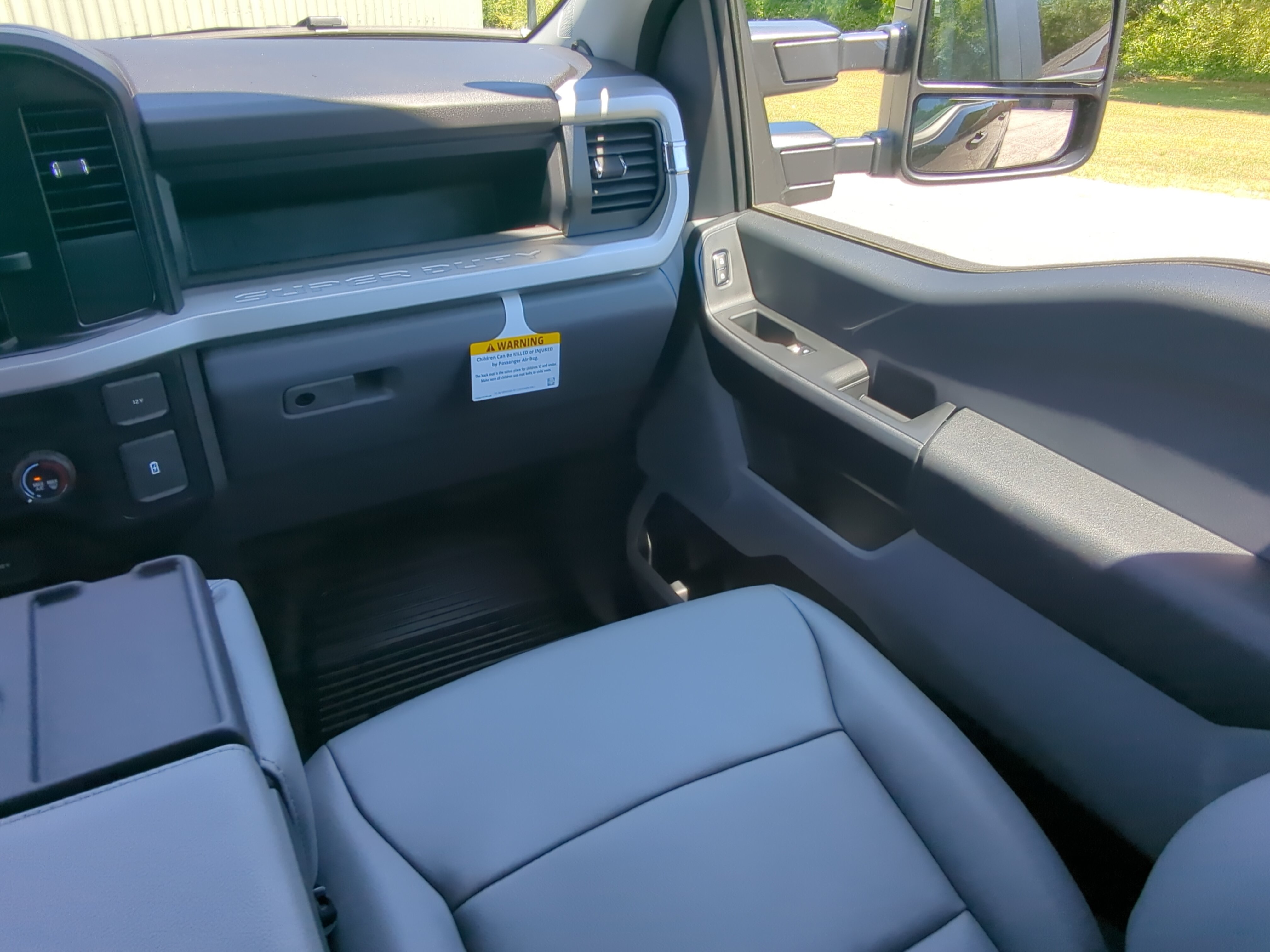 New 2026 Ford F250 XL w/ FX4 Off-Road Package AWD/4WD image 15