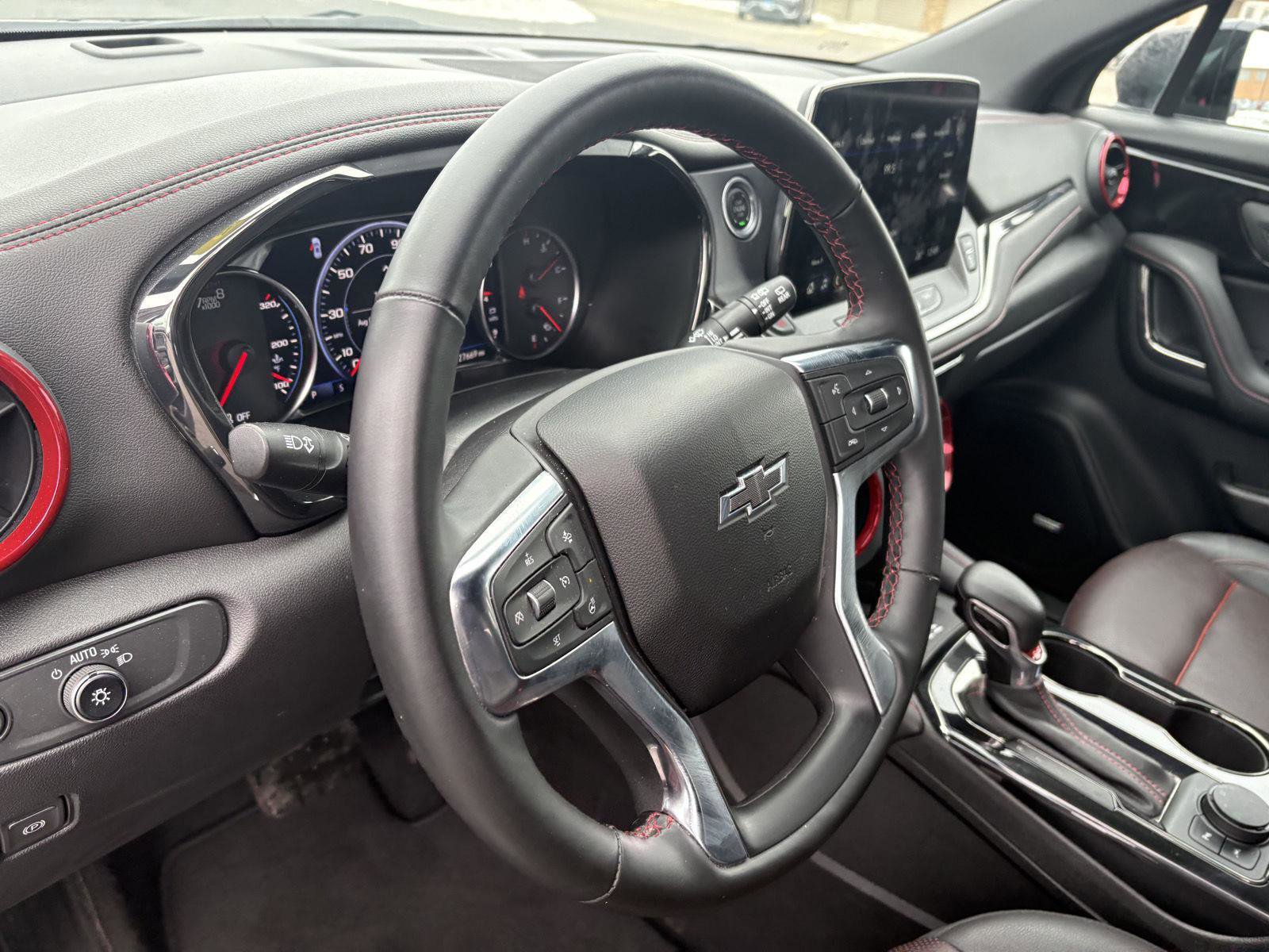 Used 2025 Chevrolet Blazer RS image 8