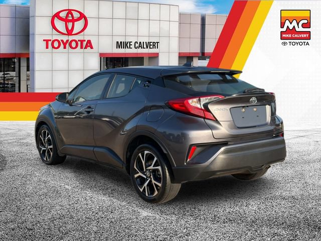 Used 2020 Toyota C-HR XLE FWD image 3