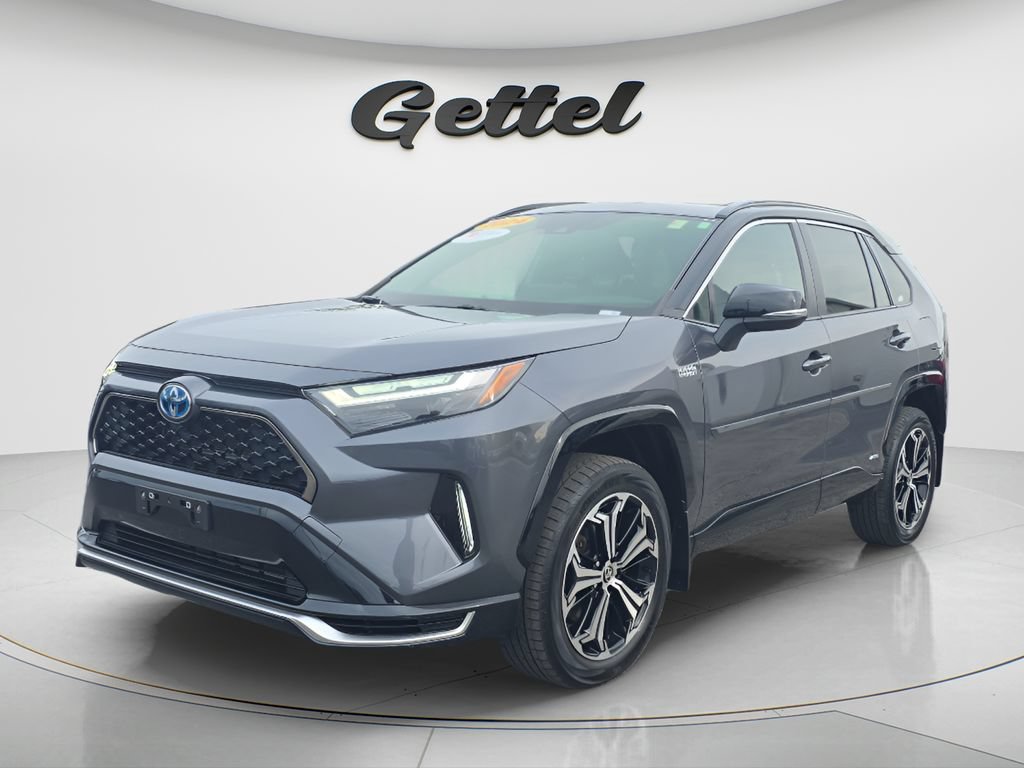 Used 2024 Toyota RAV4 XSE w/ Weather Package AWD/4WD image 1