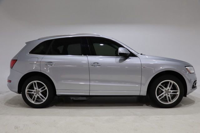 Used 2016 Audi Q5 3.0T Premium Plus w/ Technology Package AWD/4WD image 9