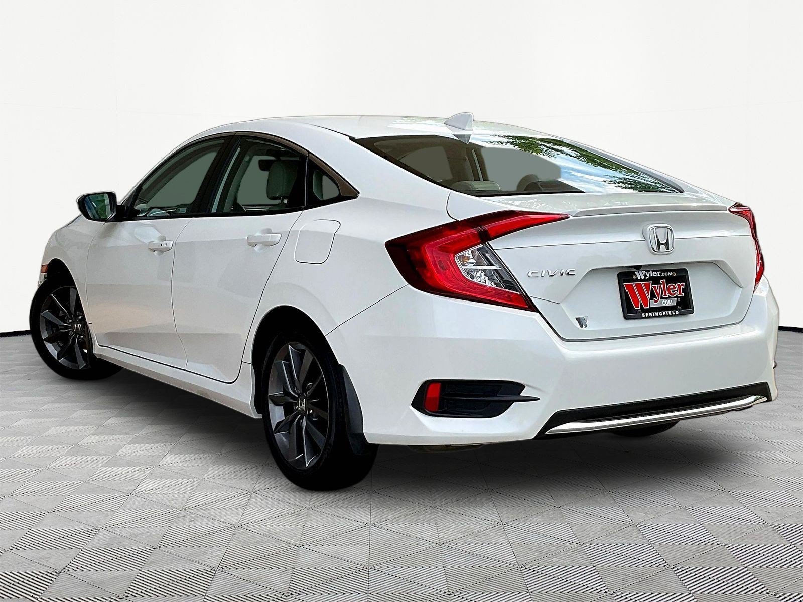 Used 2021 Honda Civic EX-L image 4