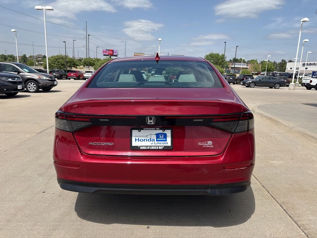 Used 2023 Honda Accord EX image 6