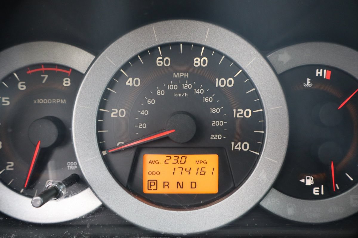 Used 2011 Toyota RAV4 4WD w/ Upgrade Value Pkg image 46