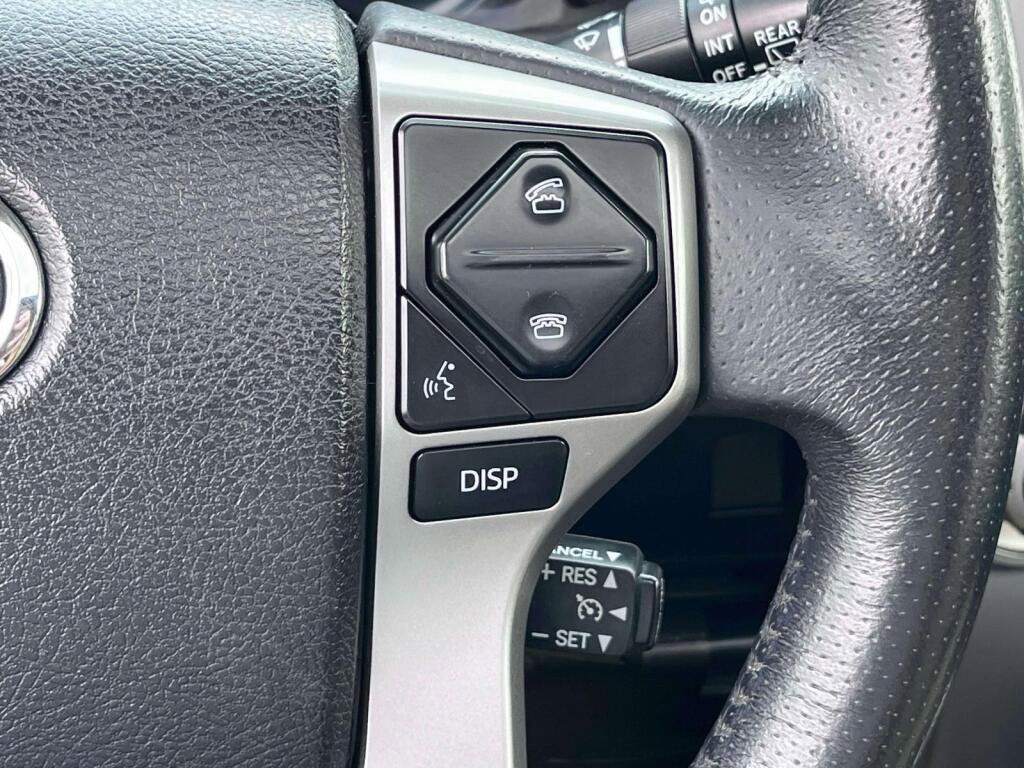 Used 2016 Toyota 4Runner Limited AWD/4WD image 38