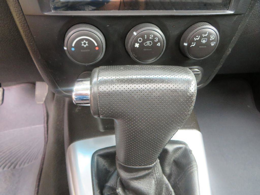 Used 2010 HUMMER H3T w/ Appearance Package image 15